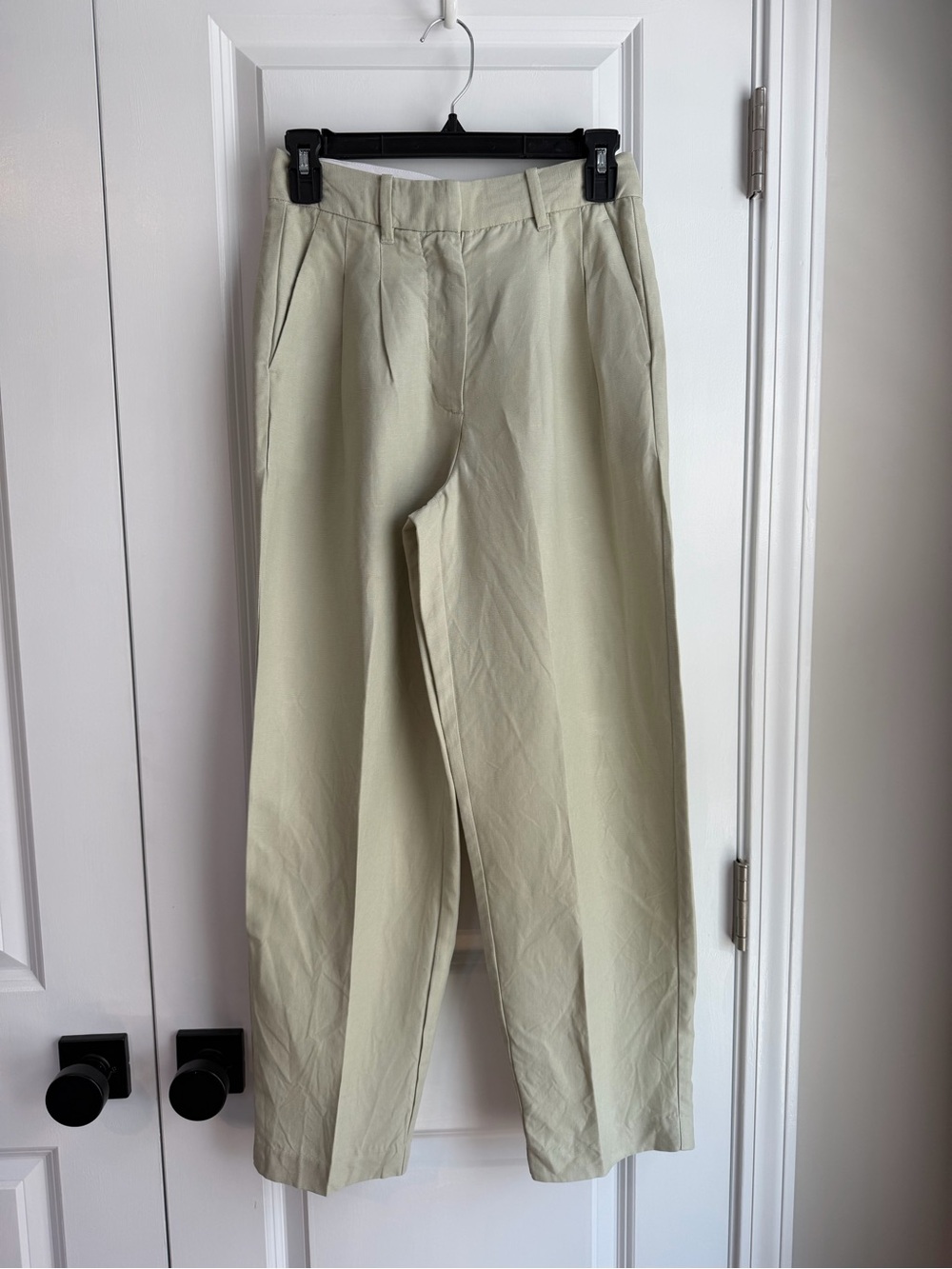 Aritzia Women’s Carrot Linen Pant Pastel Sage Green Size 0